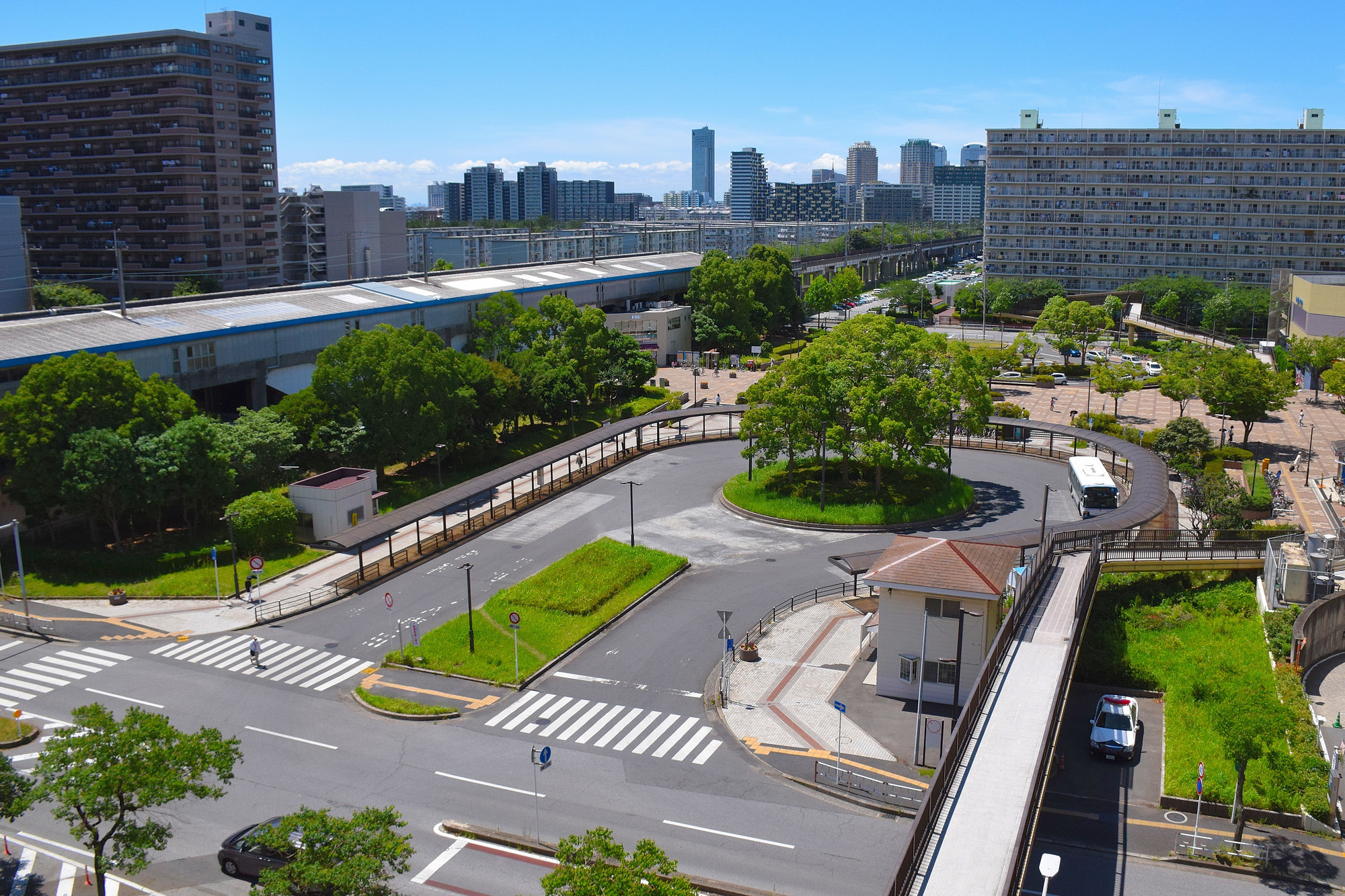 検見川浜駅