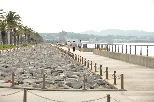 馬堀海岸駅